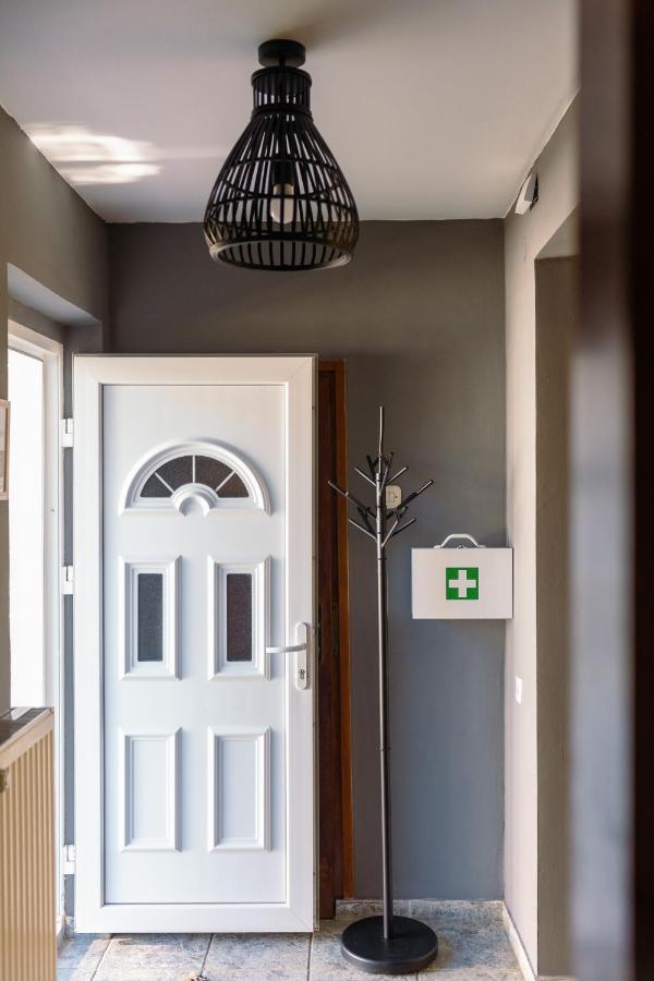 Studio Apartman Planb, Self Check In オシエク エクステリア 写真