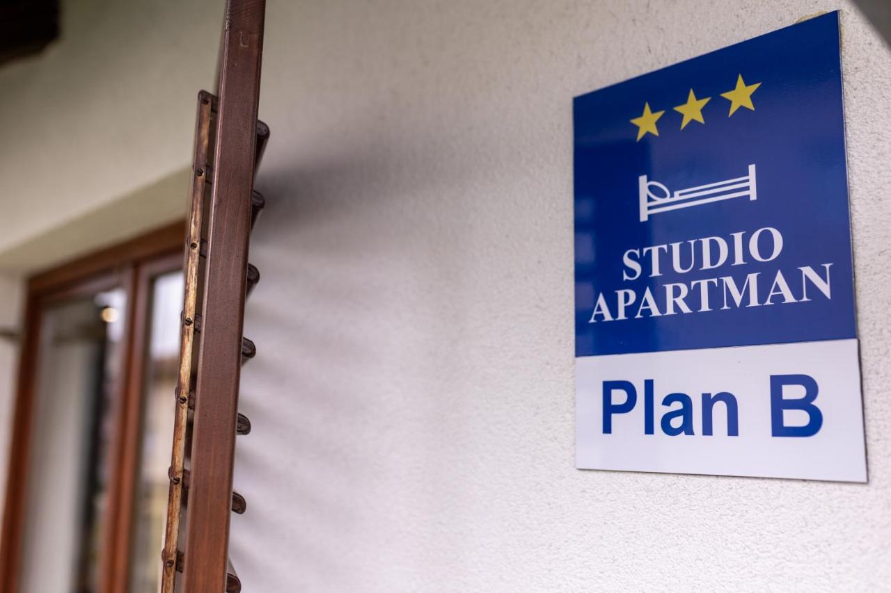 Studio Apartman Planb, Self Check In オシエク エクステリア 写真