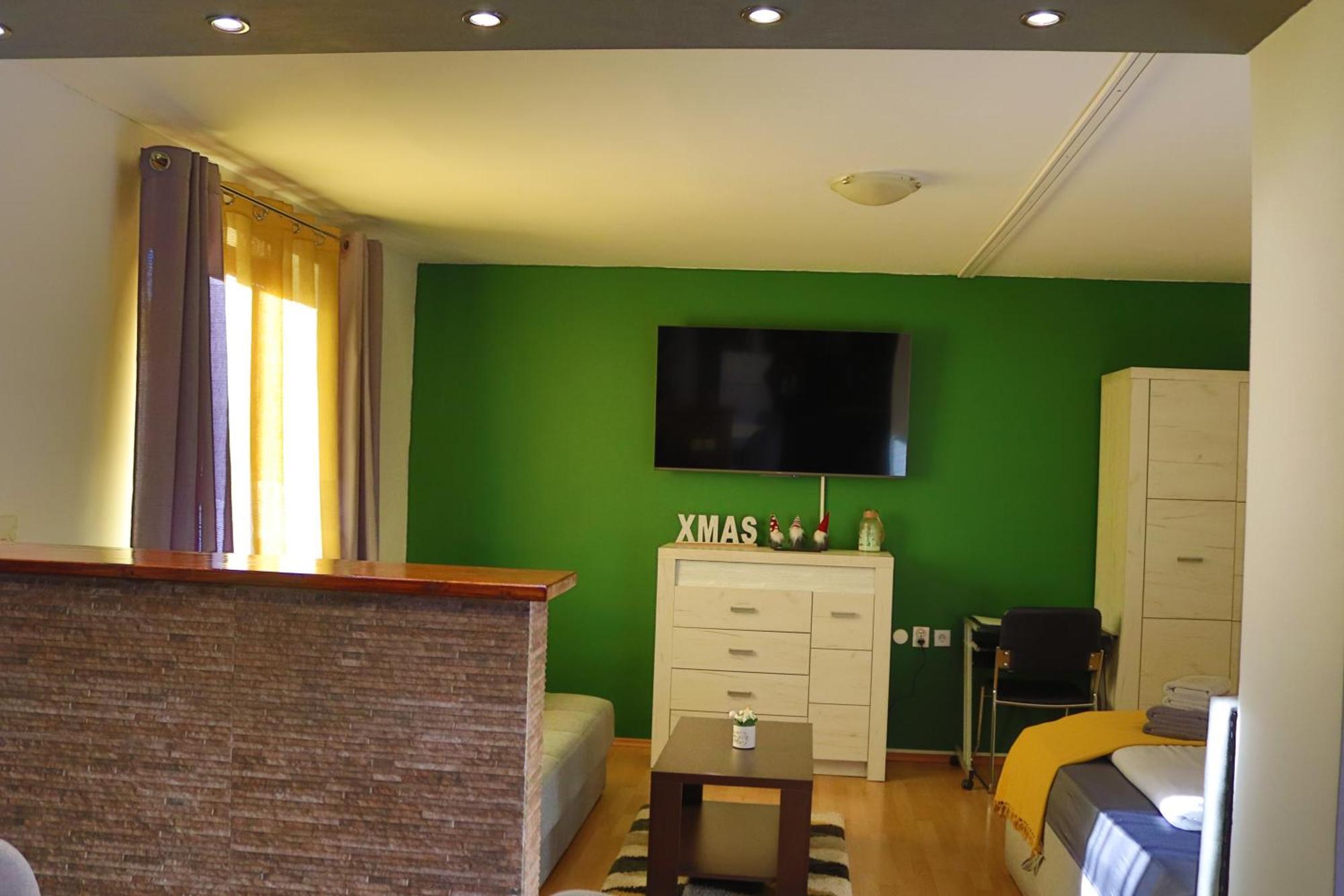 Studio Apartman Planb, Self Check In オシエク エクステリア 写真